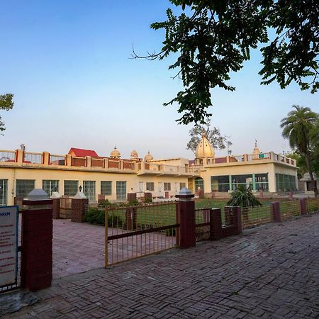 Готель Shree Krishna Bhakti Ashram Вріндаван Екстер'єр фото